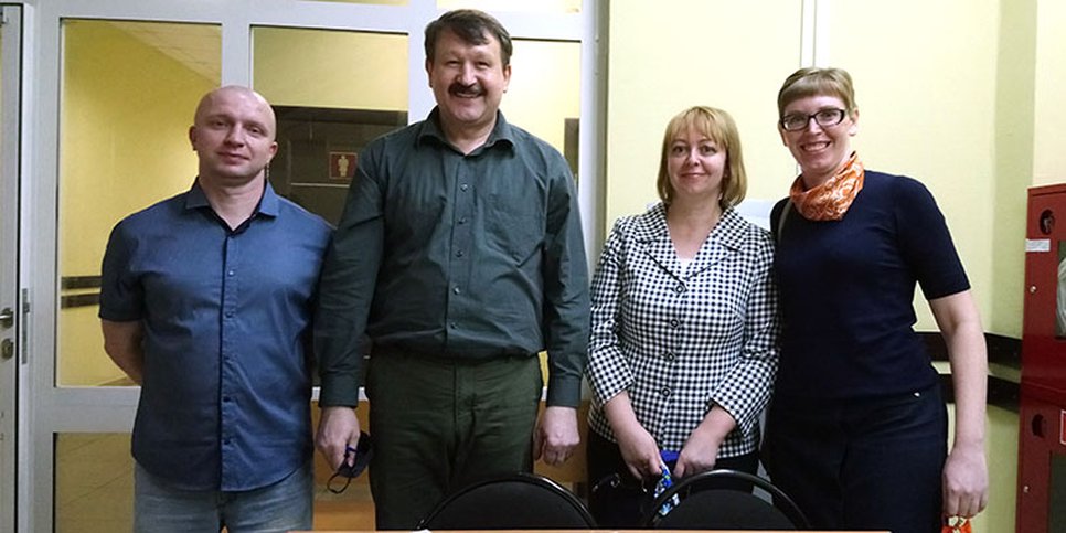 Nella foto: Vladimir Khokhlov, Eduard Zhinzhikov, Tatyana Shamsheva e Olga Silaeva