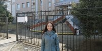 In the photo: Tatyana Zagulina near the building of the Birobidzhan District Court, April 1, 2021