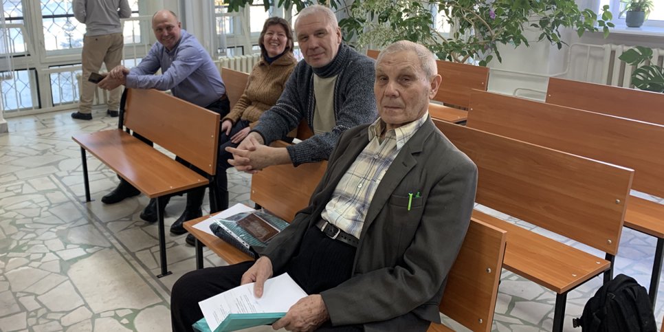 Yuriy Yuskov is preparing to speak in court. January 2024